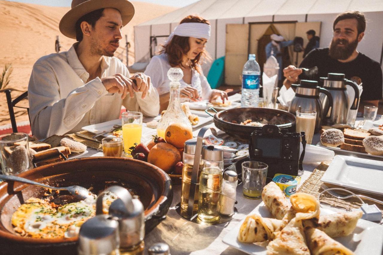 Luxury Maktoub Hotel Merzuga Kültér fotó